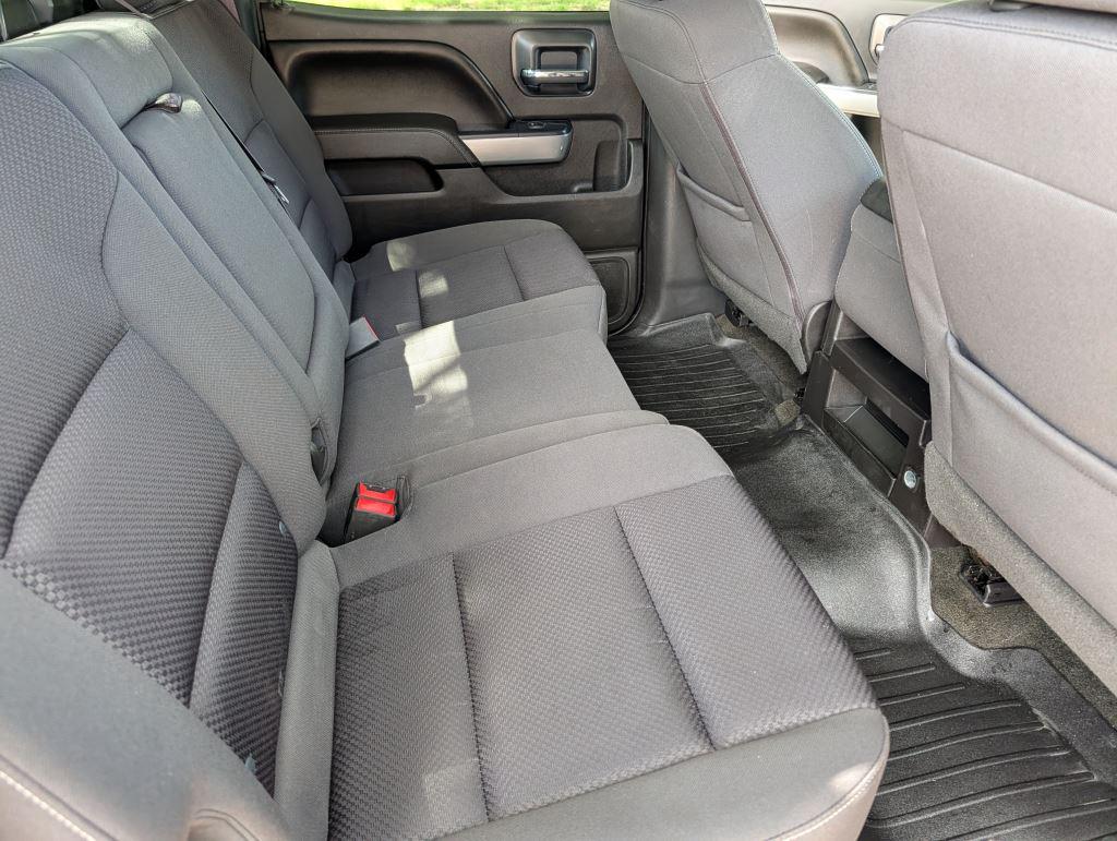 2017 Chevrolet Silverado - $17,995