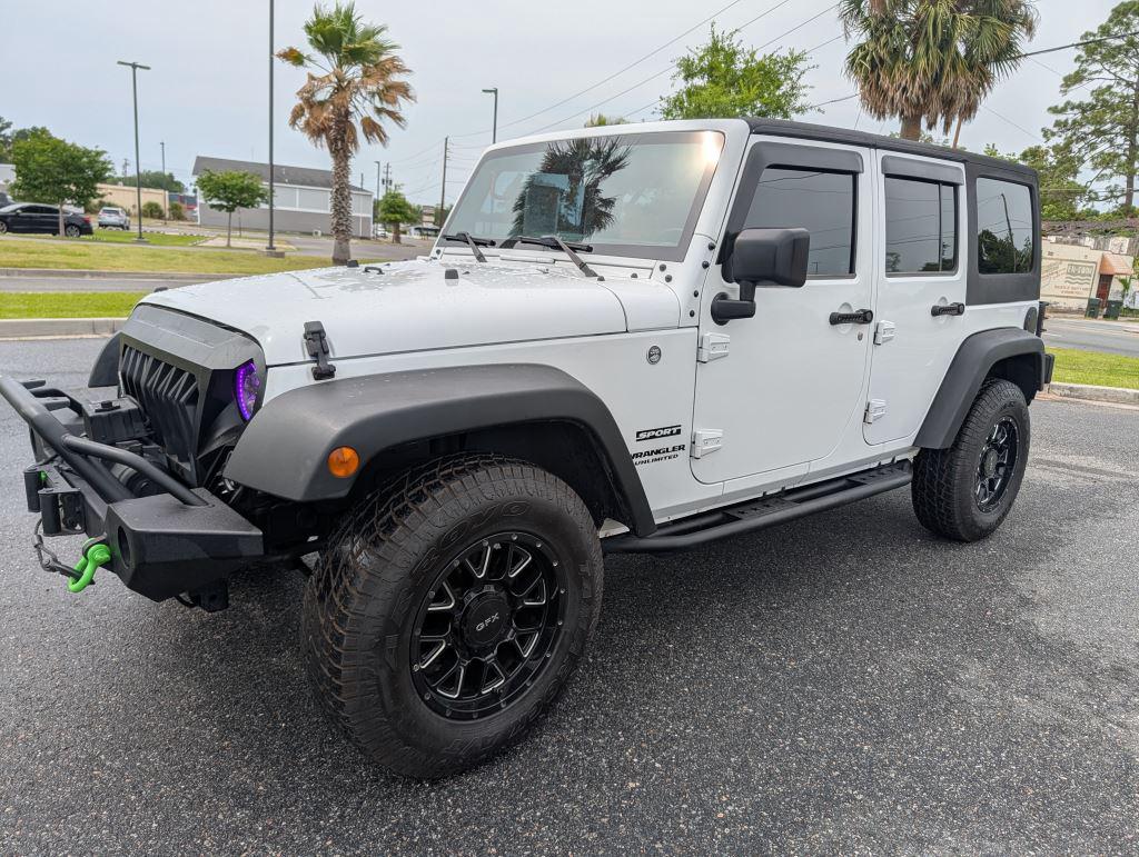 2017 Jeep Wrangler - $15,995