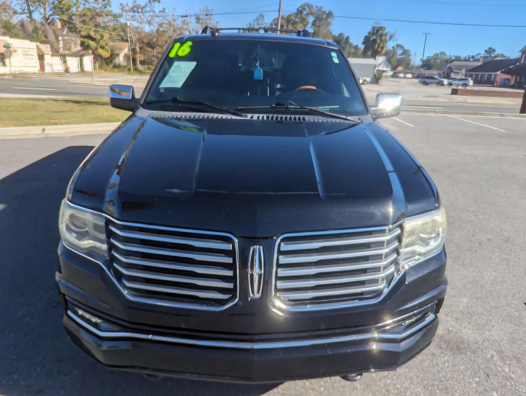 2016 Lincoln Navigator - $14,995