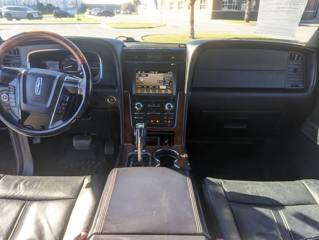 2016 Lincoln Navigator - $14,995