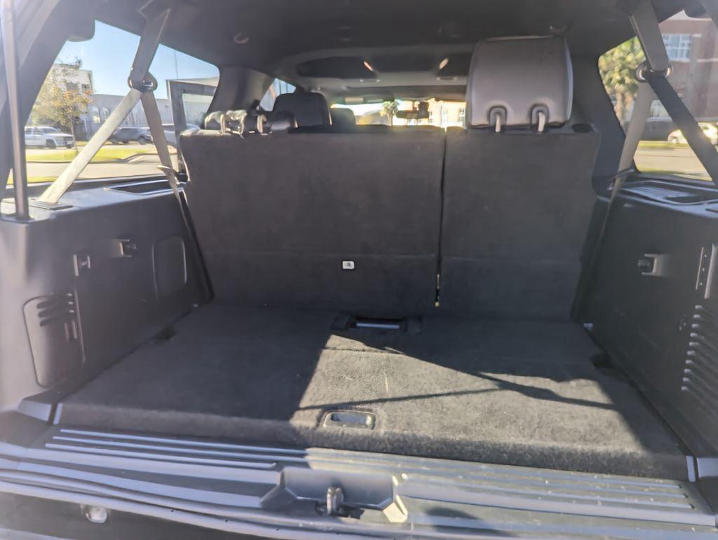 2016 Lincoln Navigator - $14,995