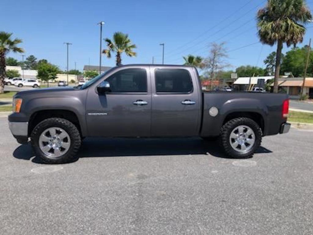 2010 GMC Sierra 1500 SLE photo