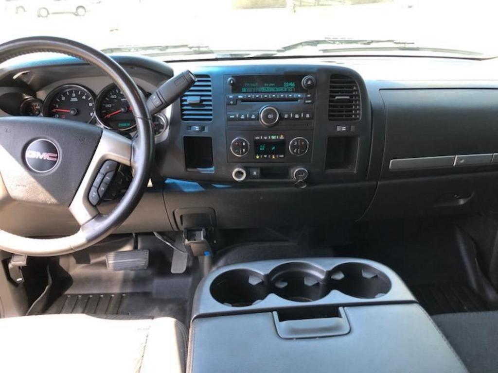 2010 GMC Sierra 1500 SLE photo