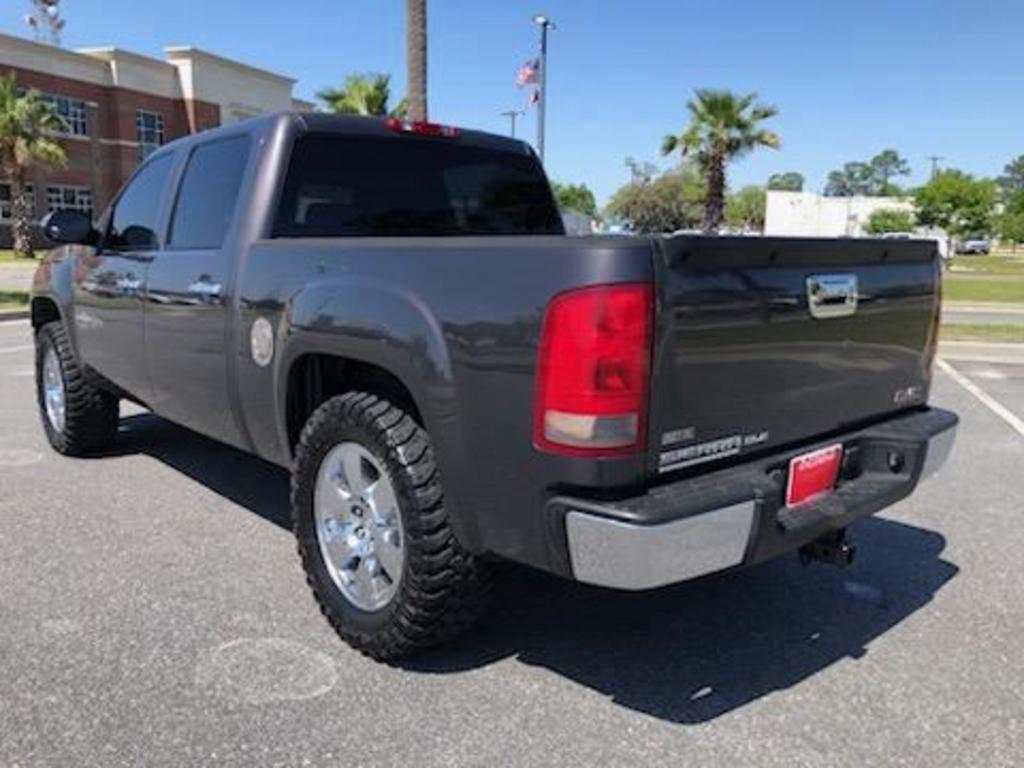 2010 GMC Sierra 1500 SLE photo
