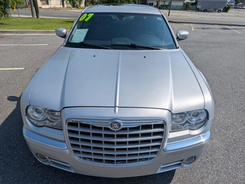 2007 Chrysler 300 - $9,950