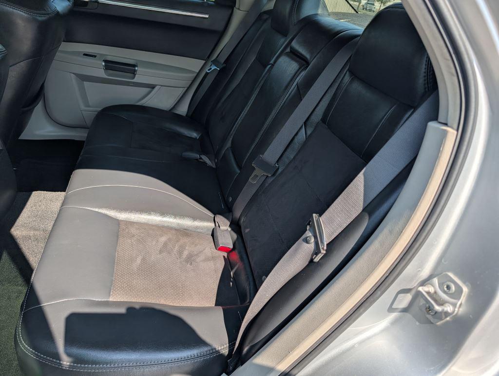 2007 Chrysler 300 - $9,950