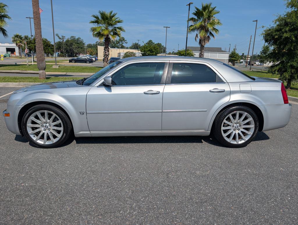 2007 Chrysler 300 - $9,950