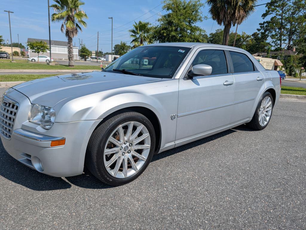 2007 Chrysler 300 - $9,950