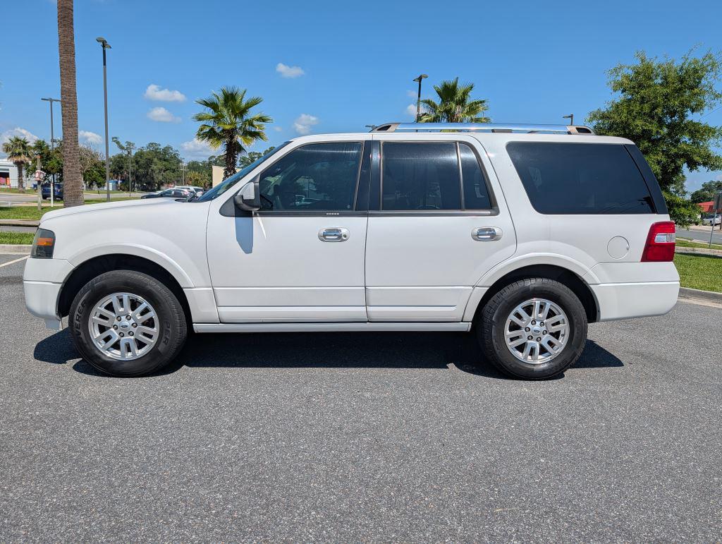 2013 Ford Expedition - $11,995