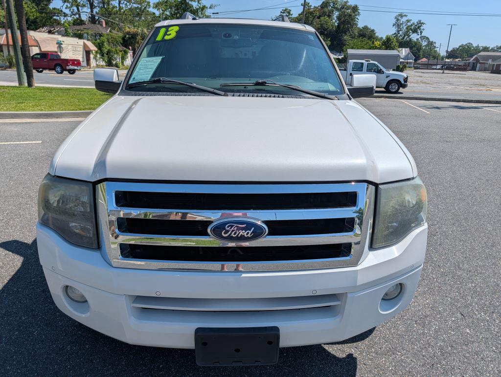 2013 Ford Expedition - $11,995