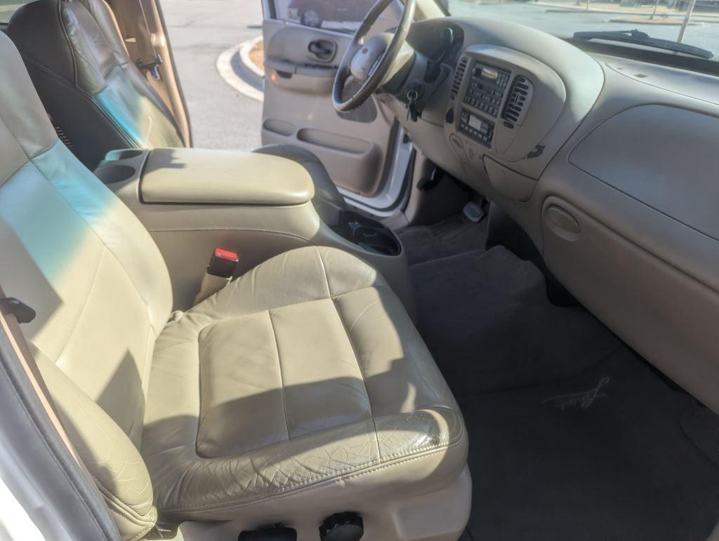 2002 Ford F-150 King Ranch photo