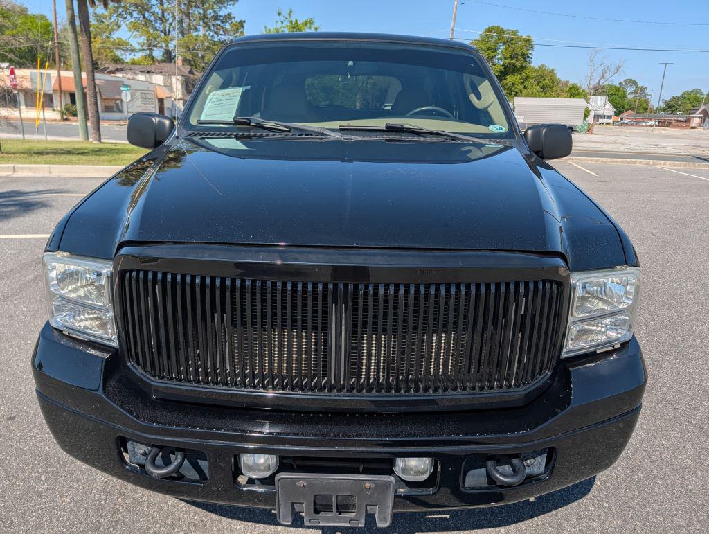 2005 Ford Excursion - $18,500