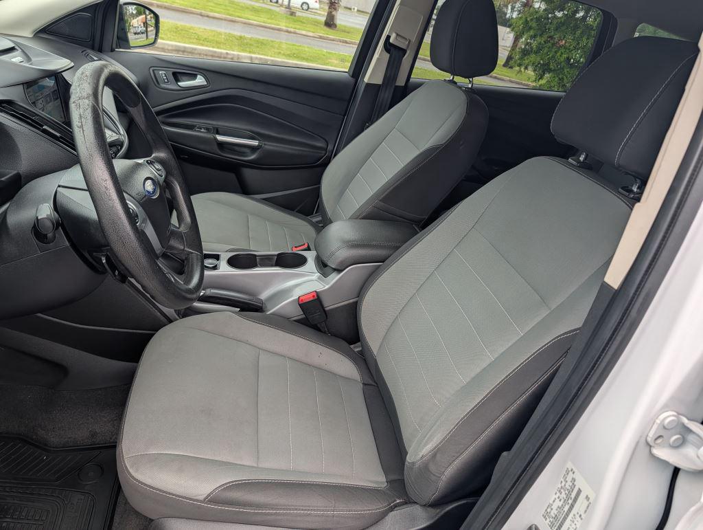 2016 Ford Escape - $8,995