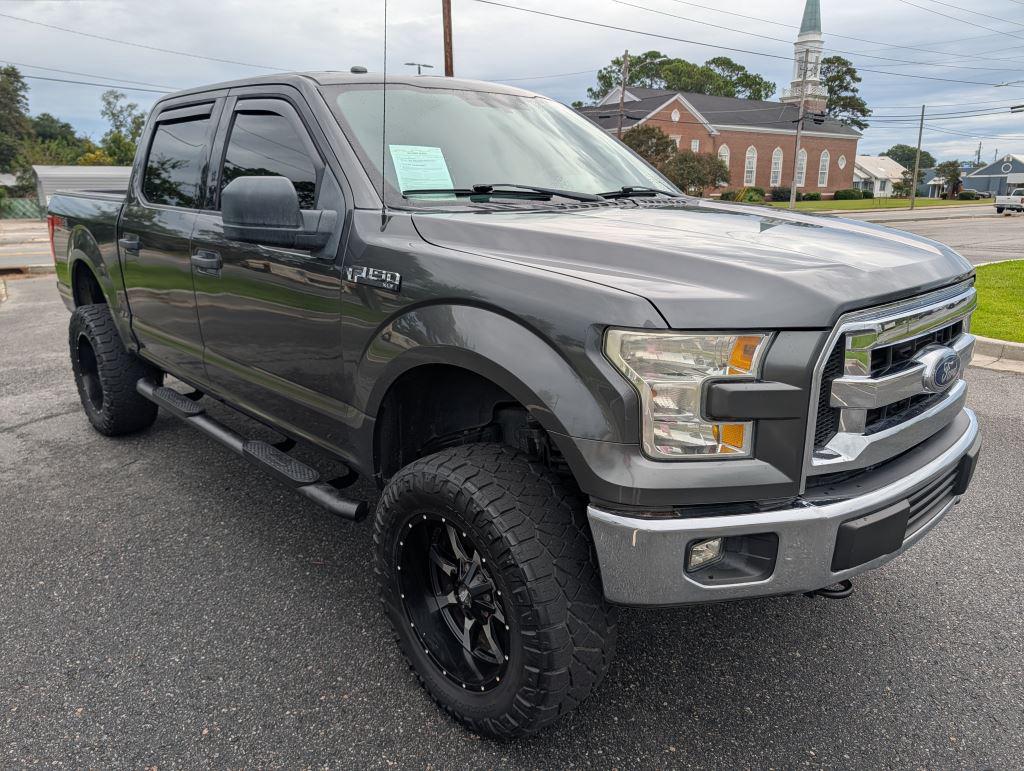 2016 Ford F-150 - $14,995