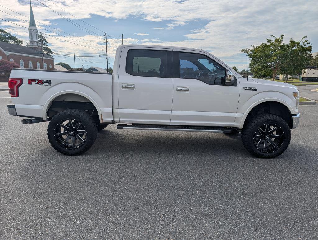 2015 Ford F-150 - $18,995