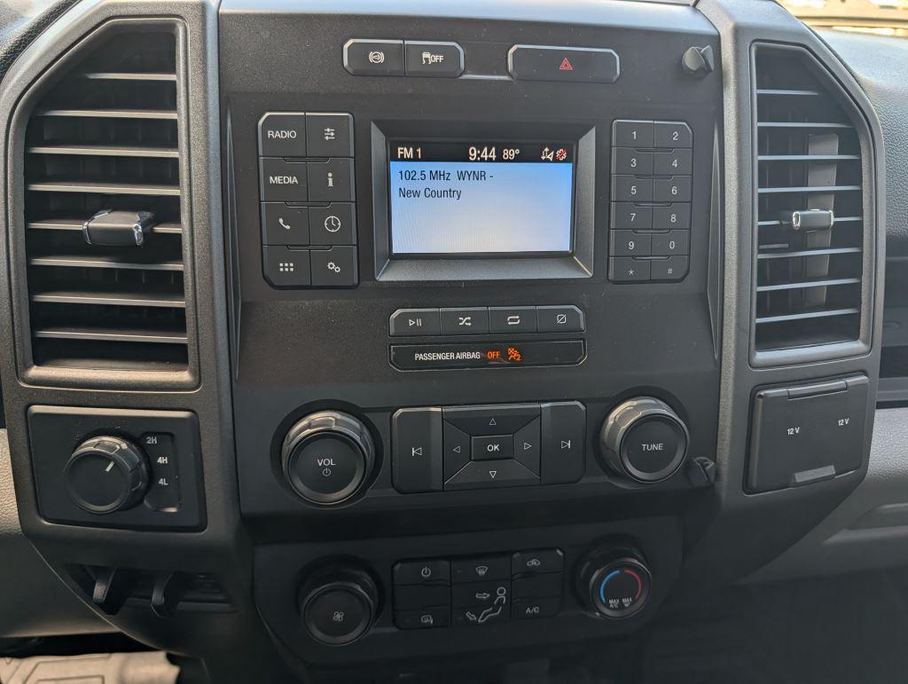 2022 Ford F-350 - $26,900