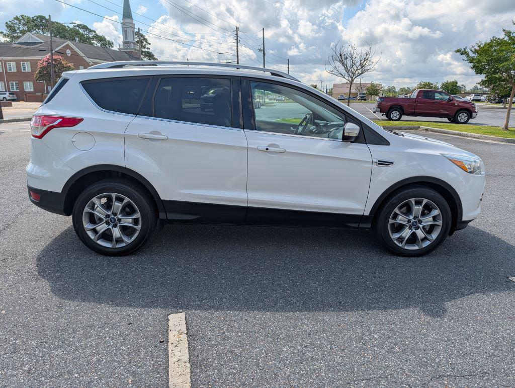 2014 Ford Escape - $7,995