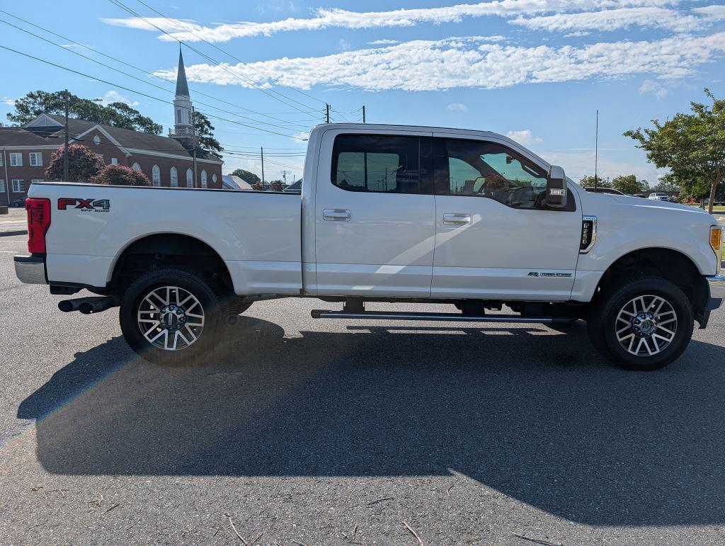 2017 Ford F-250 - $31,900