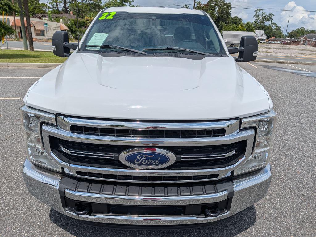 2022 Ford F-250 - $27,900