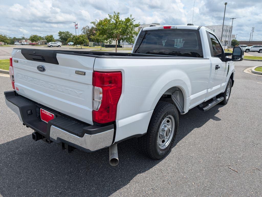 2022 Ford F-250 - $27,900
