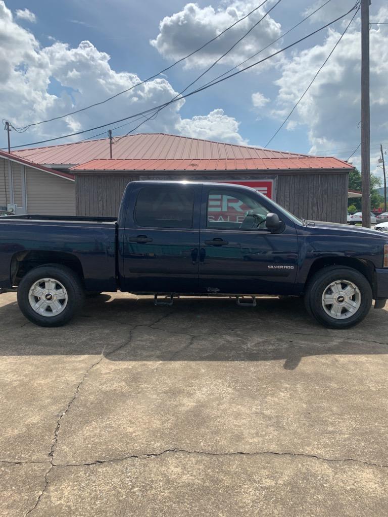 2011 Chevrolet Silverado 1500 LT photo