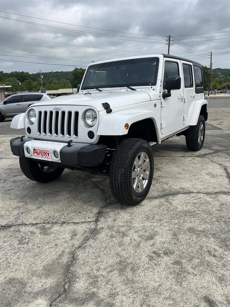 2016 Jeep Wrangler Unlimited Sahara photo