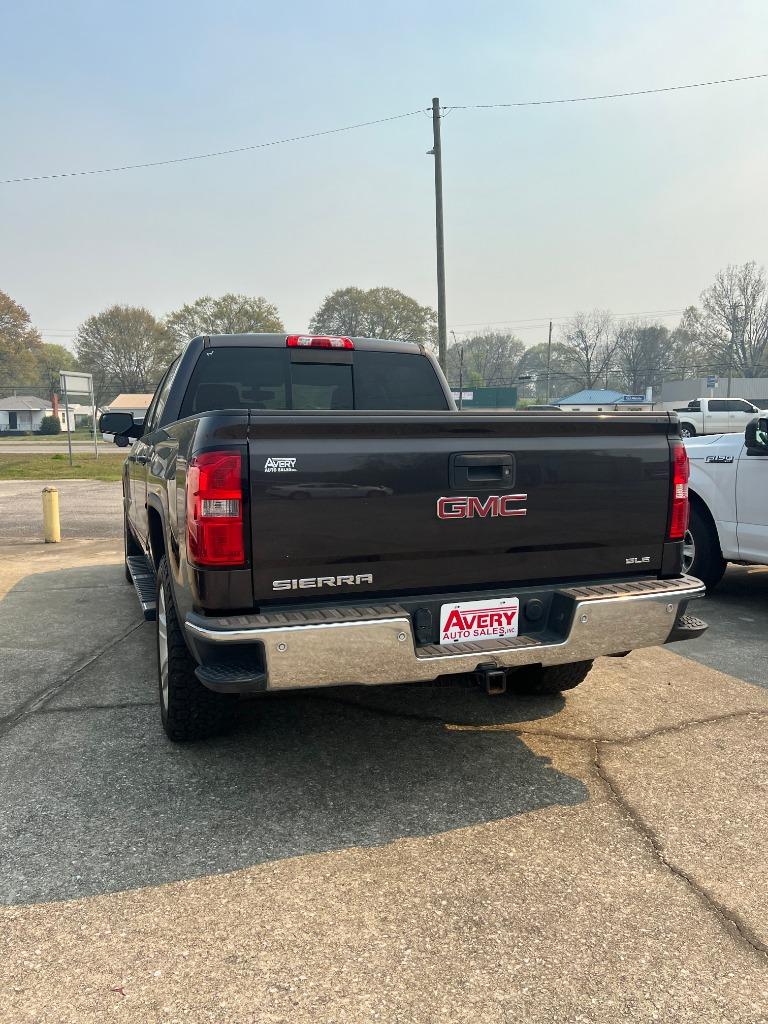 2015 GMC Sierra 1500 SLE photo