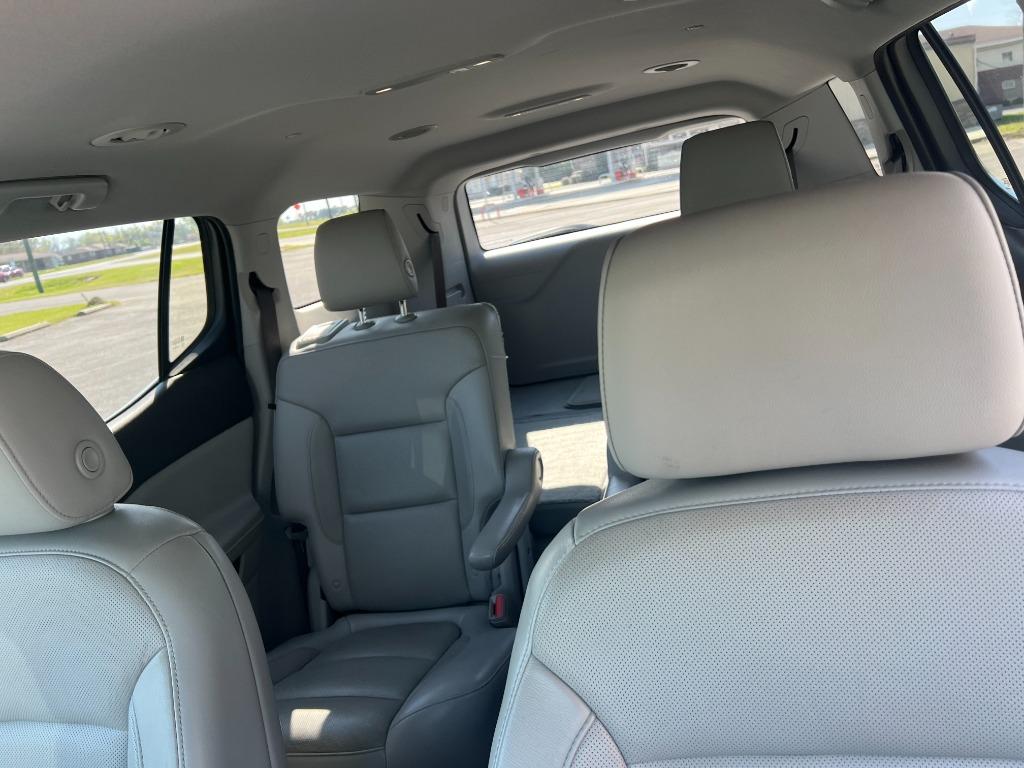 2018 GMC Acadia SLT1 photo