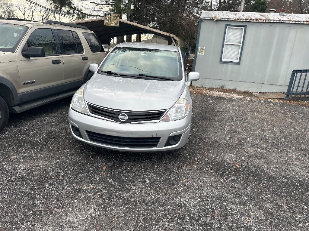 2012 Nissan Versa 1.8 S photo