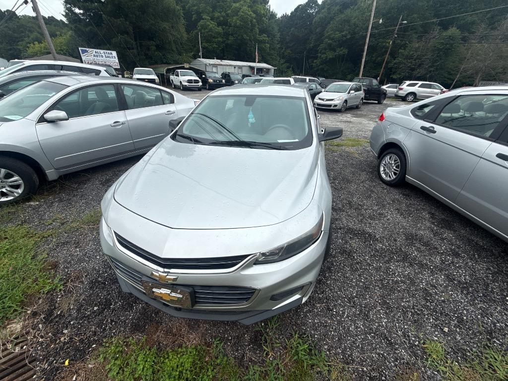 2016 Chevrolet Malibu - $7,995
