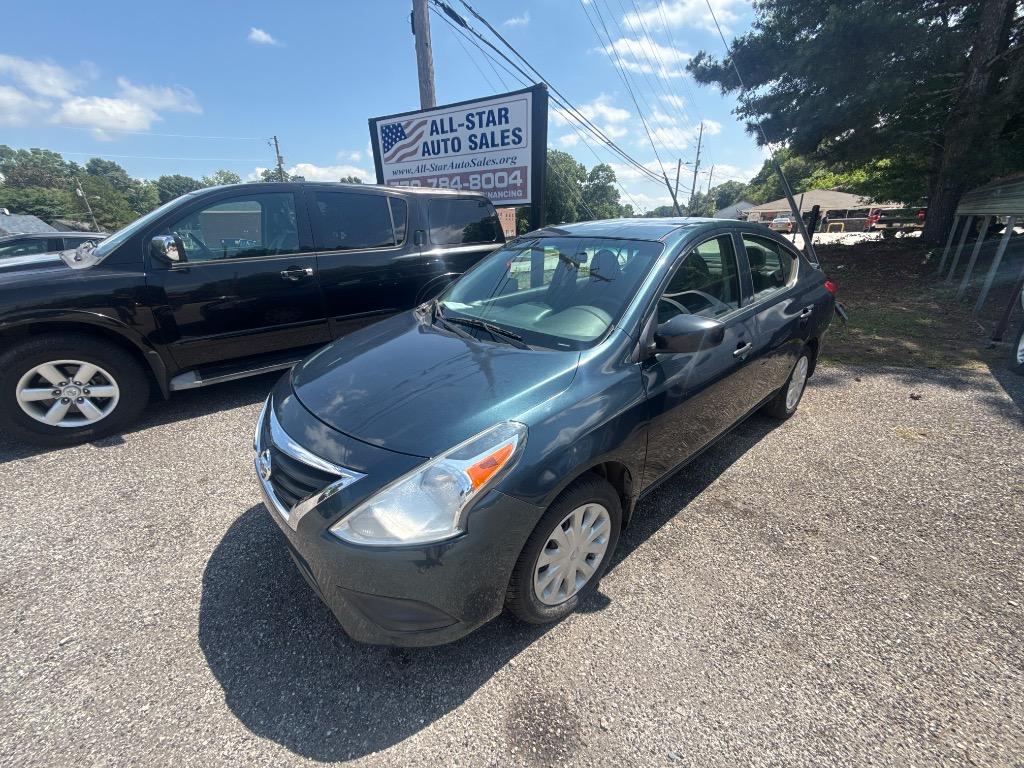 2016 Nissan Versa - $6,795