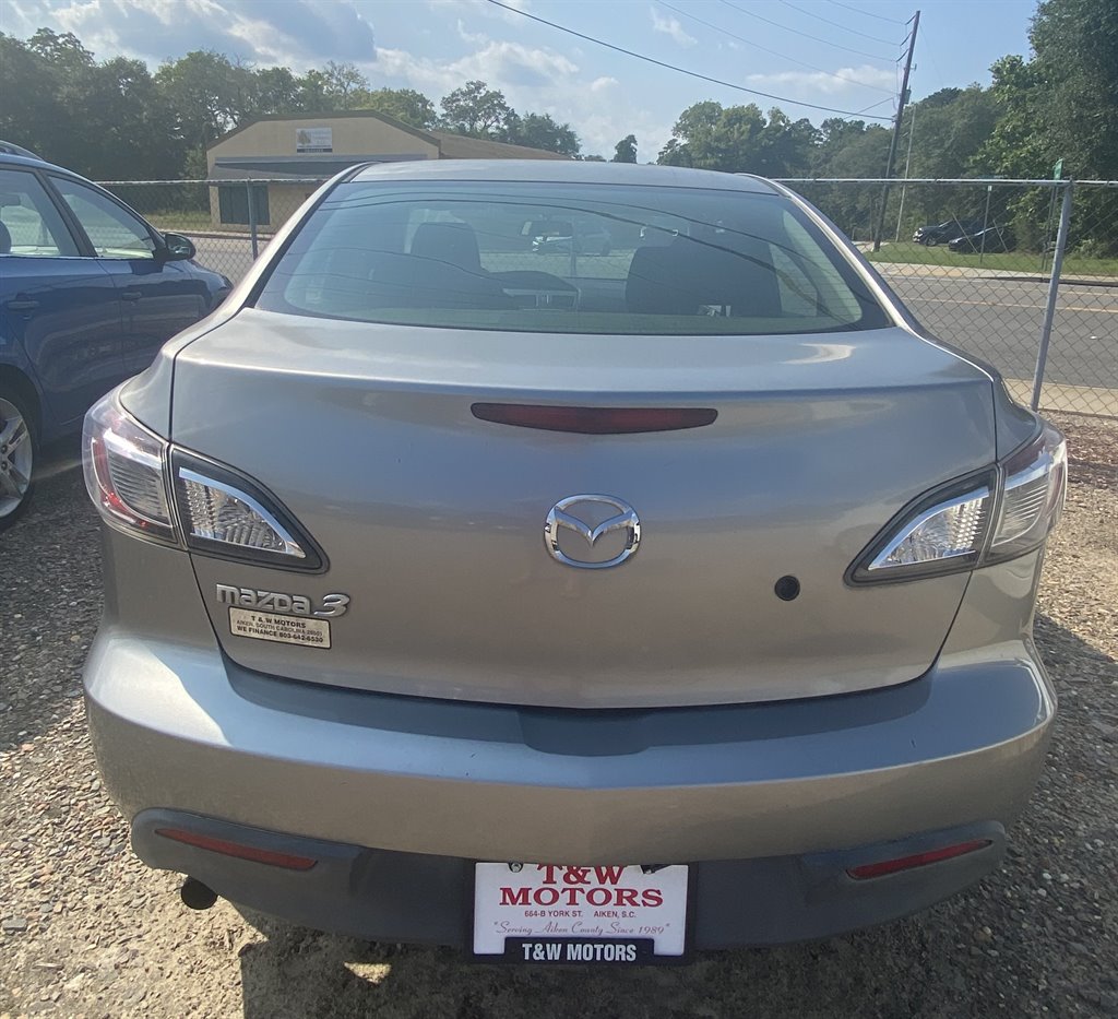 2011 MAZDA MAZDA3 - $5,995
