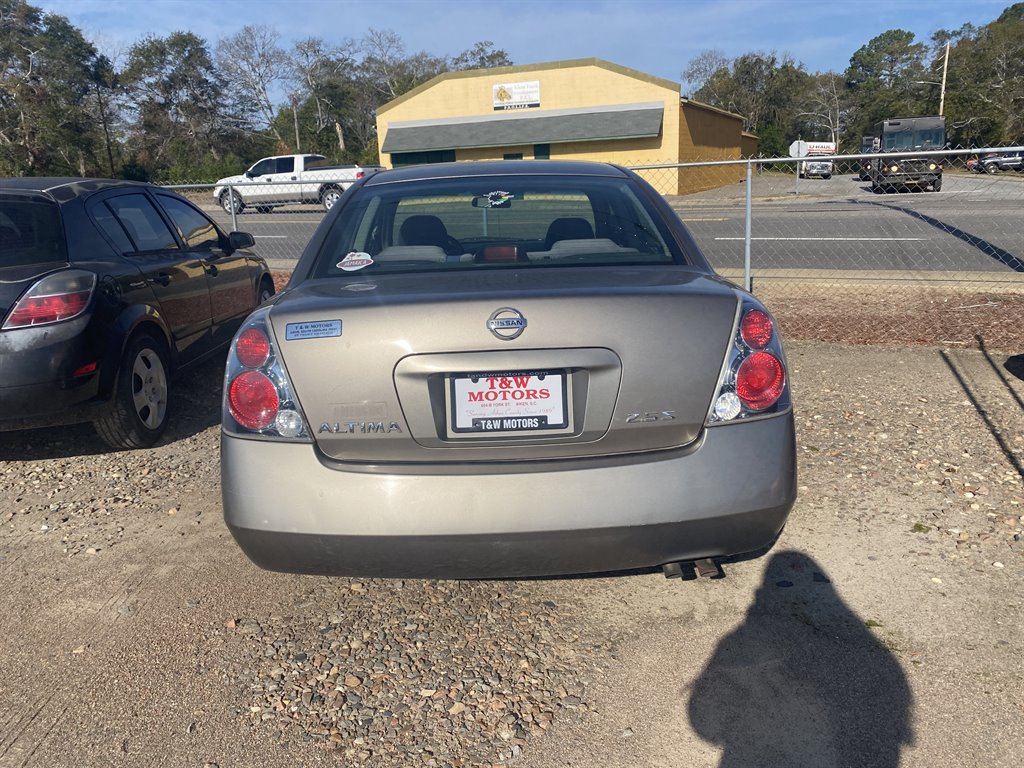 2005 Nissan Altima 2.5 photo