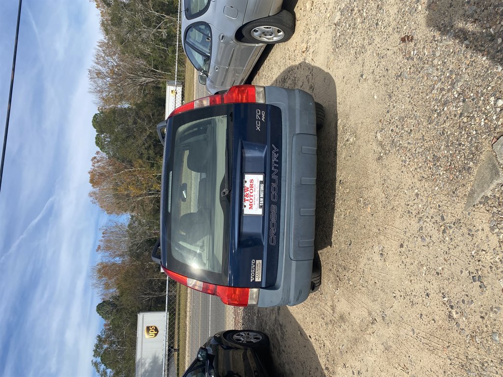 2004 Volvo XC70 photo