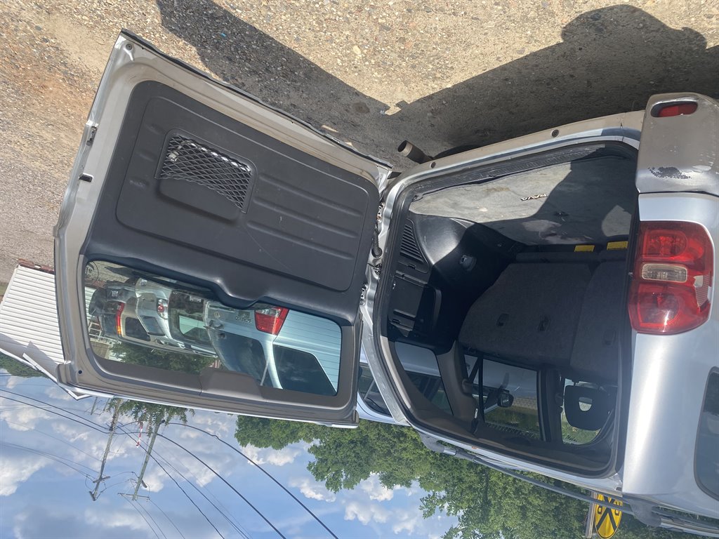 2005 Toyota RAV4 photo