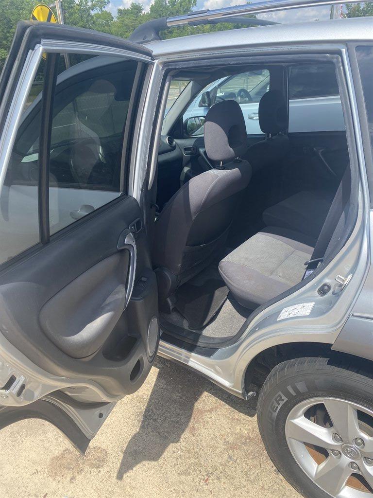 2005 Toyota RAV4 - $6,995