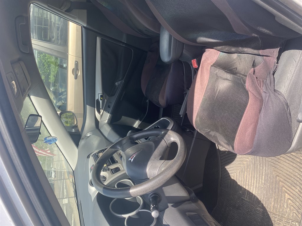 2009 Pontiac Vibe 2.4L photo