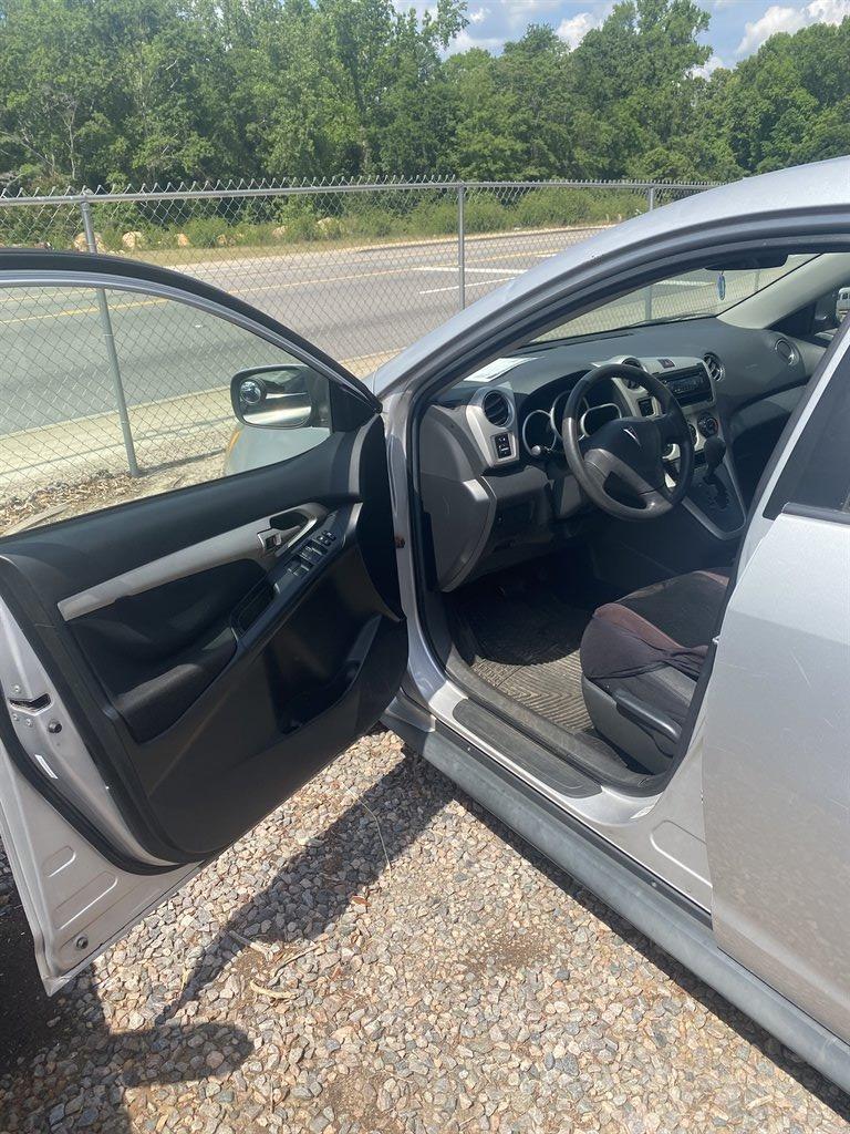 2009 Pontiac Vibe - $4,995