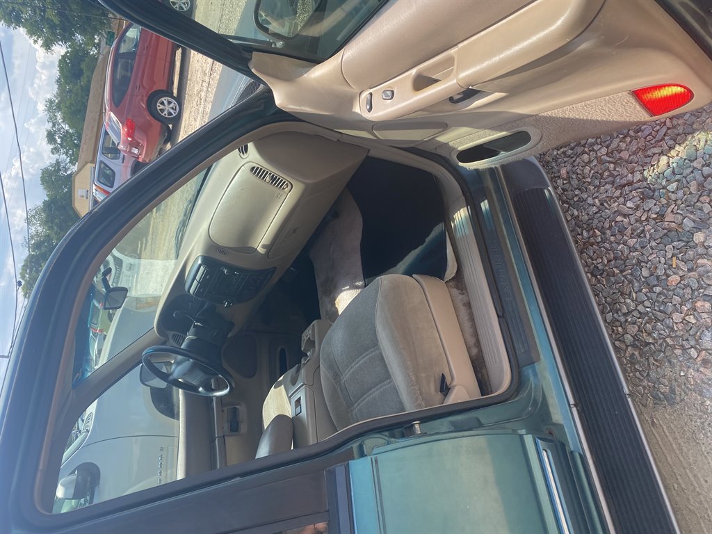 1998 Ford Explorer XL photo