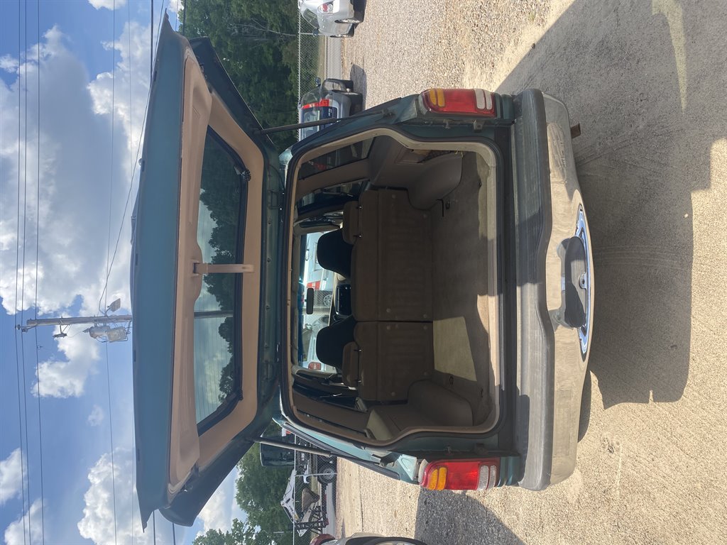 1998 Ford Explorer XL photo