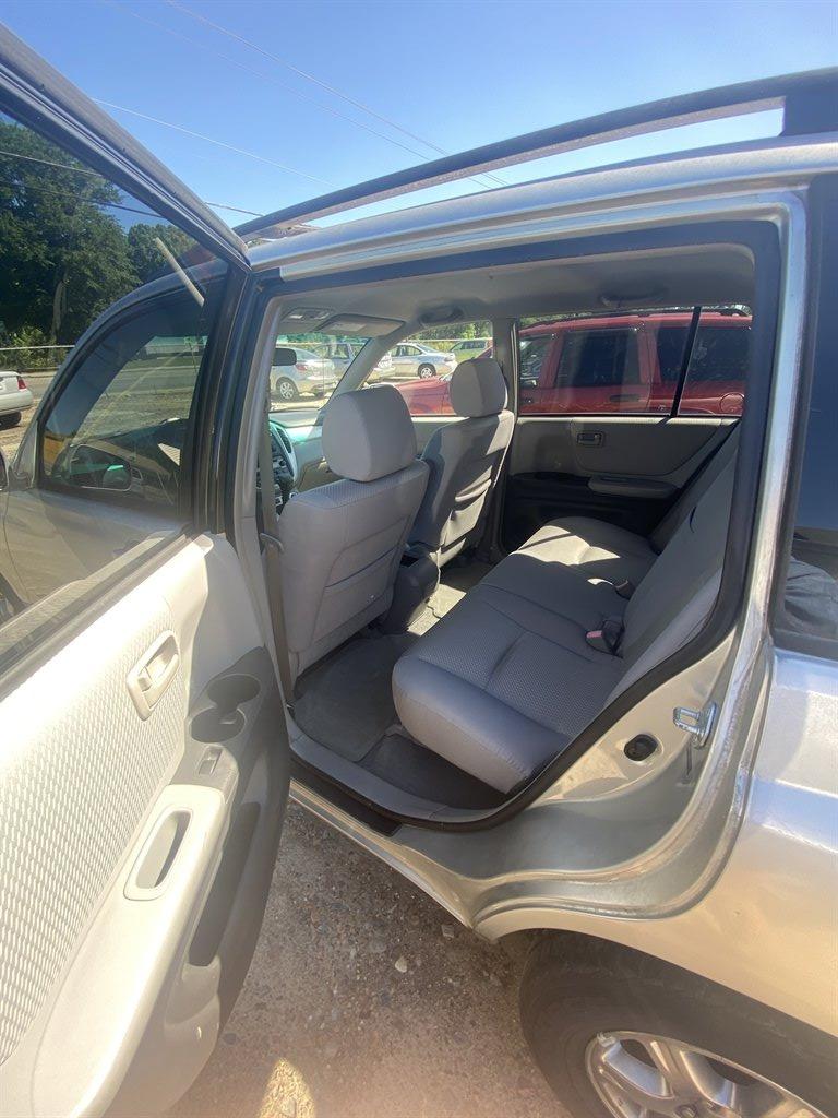 2006 Toyota Highlander - $8,995