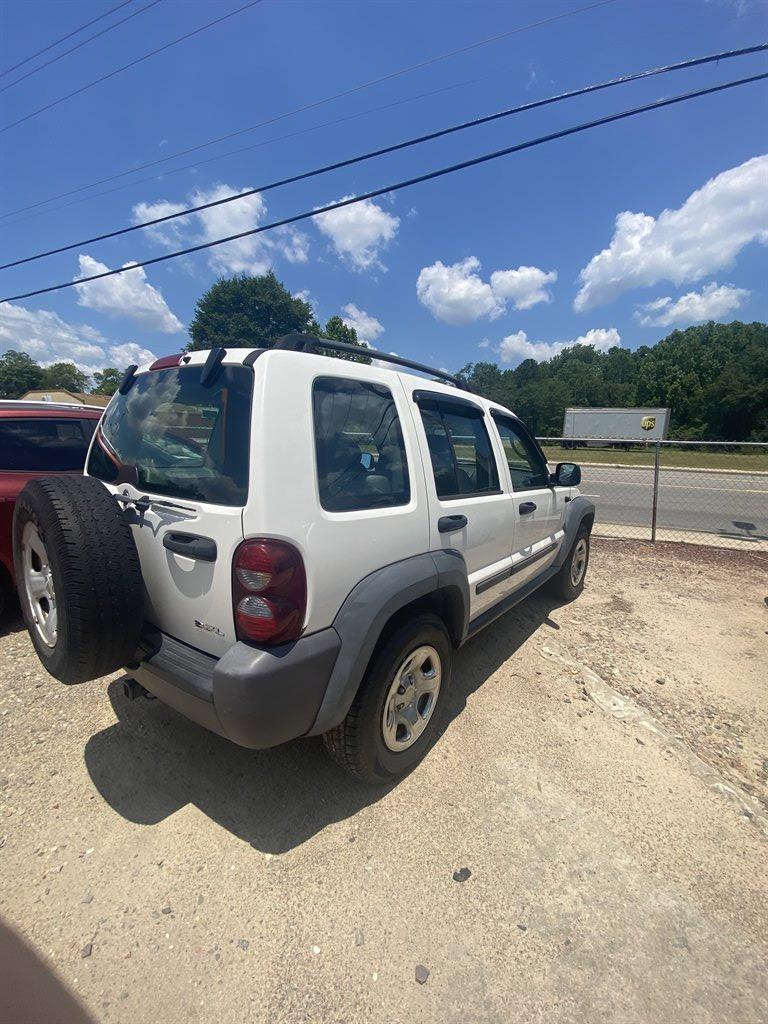2007 Jeep Liberty - $6,995