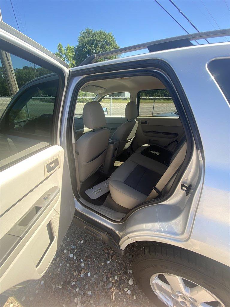 2008 Ford Escape - $5,995
