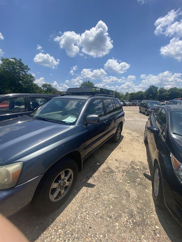 2005 Toyota Highlander - $5,995