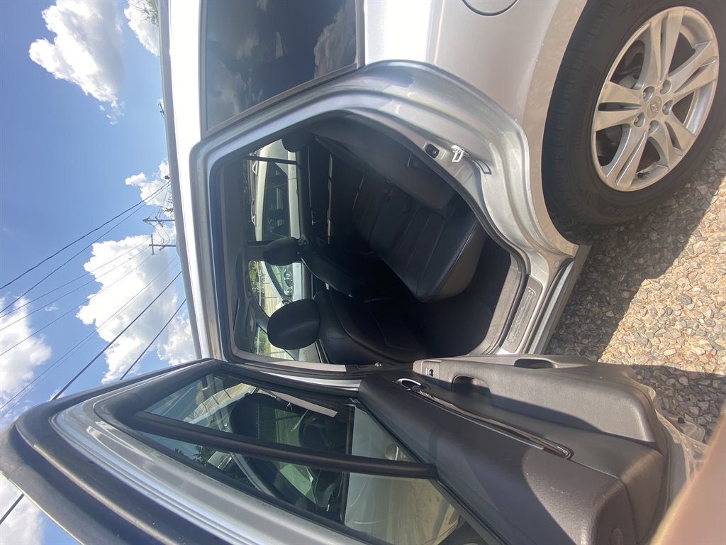 2011 Hyundai Santa Fe - $8,995