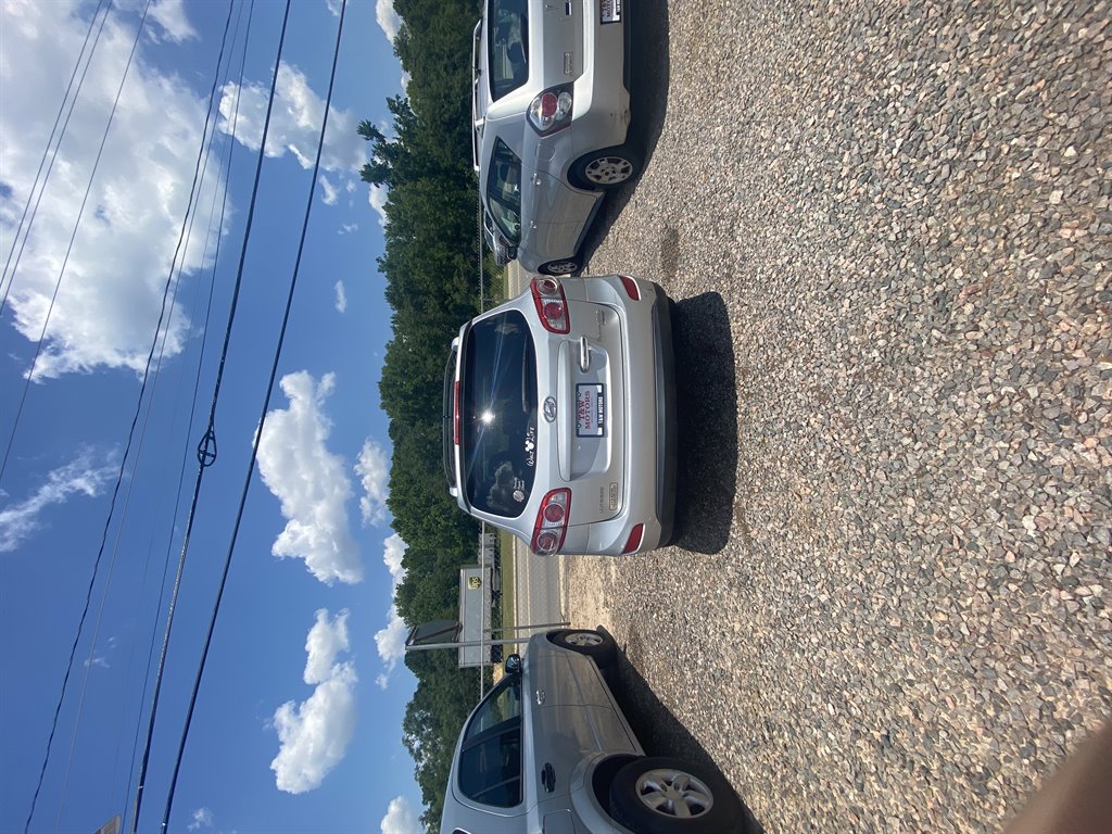 2011 Hyundai Santa Fe - $8,995