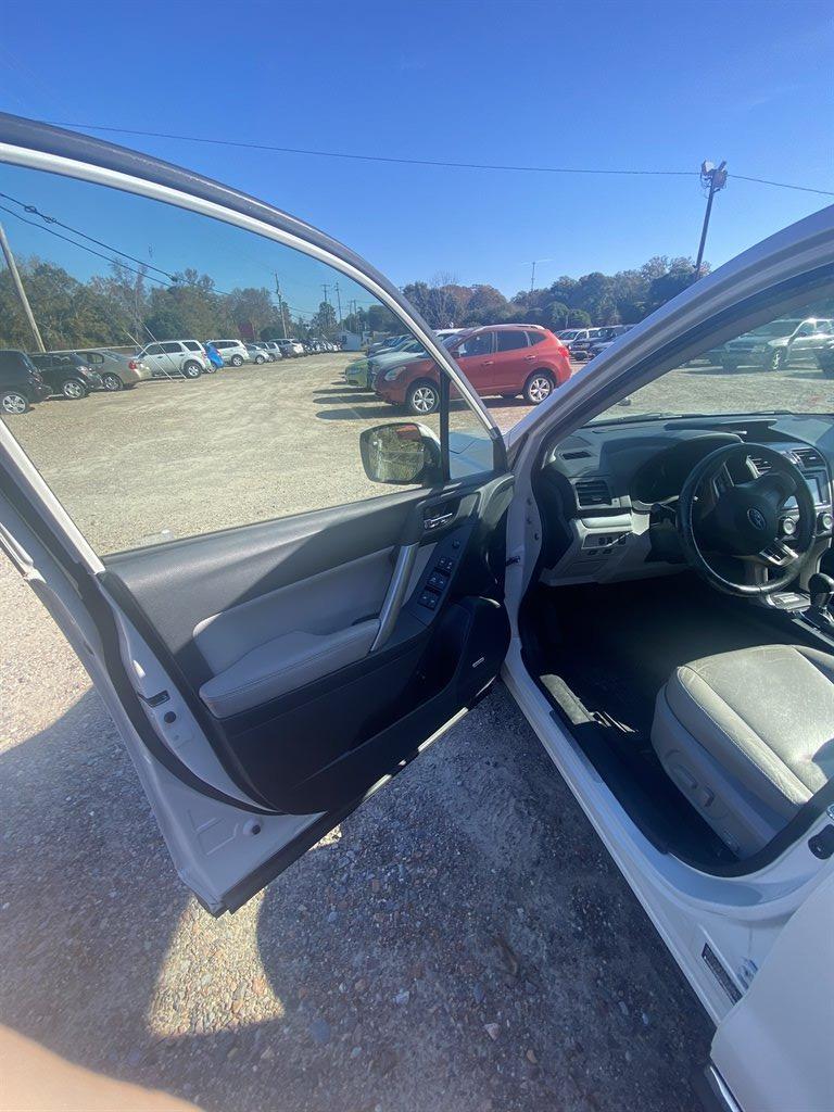 2015 Subaru Forester - $7,995