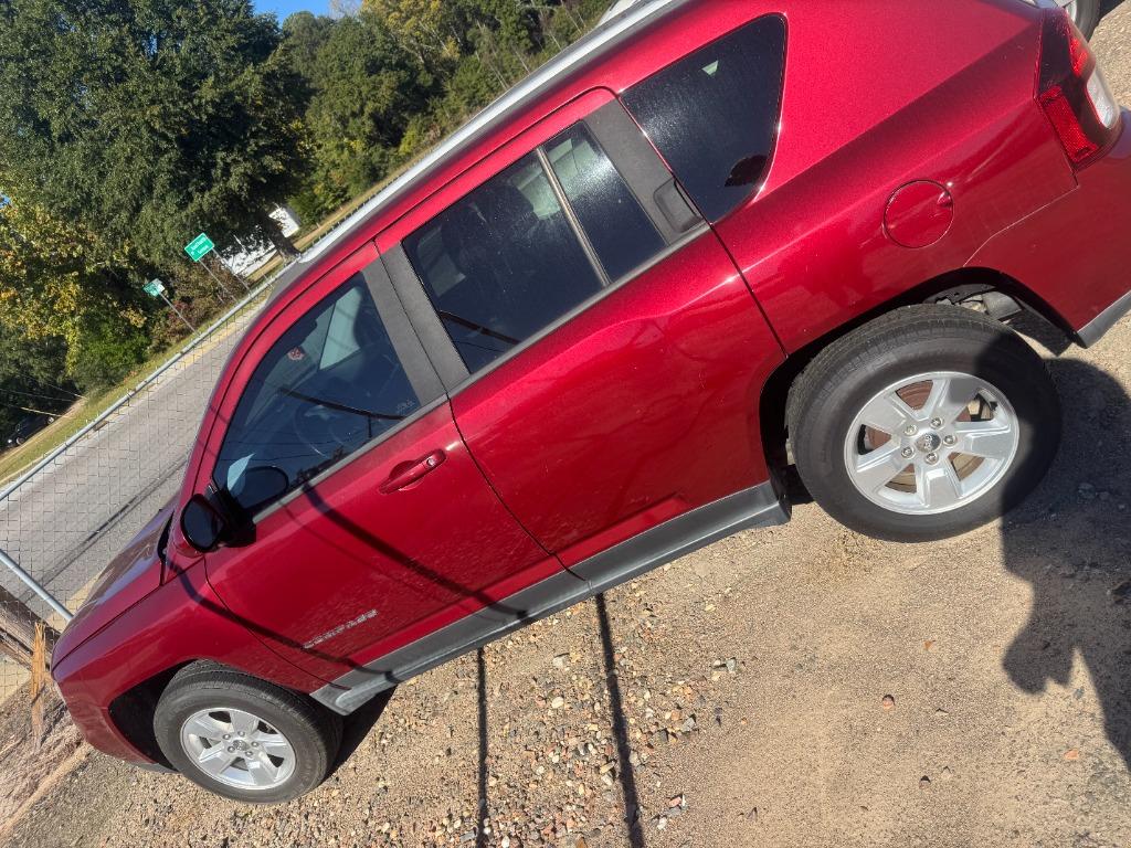 2016 Jeep Compass - $7,995
