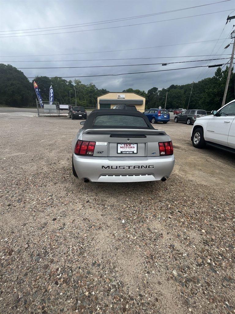 2000 Ford Mustang - $5,995