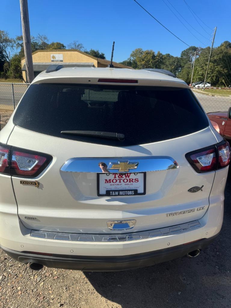 2015 Chevrolet Traverse - $9,995